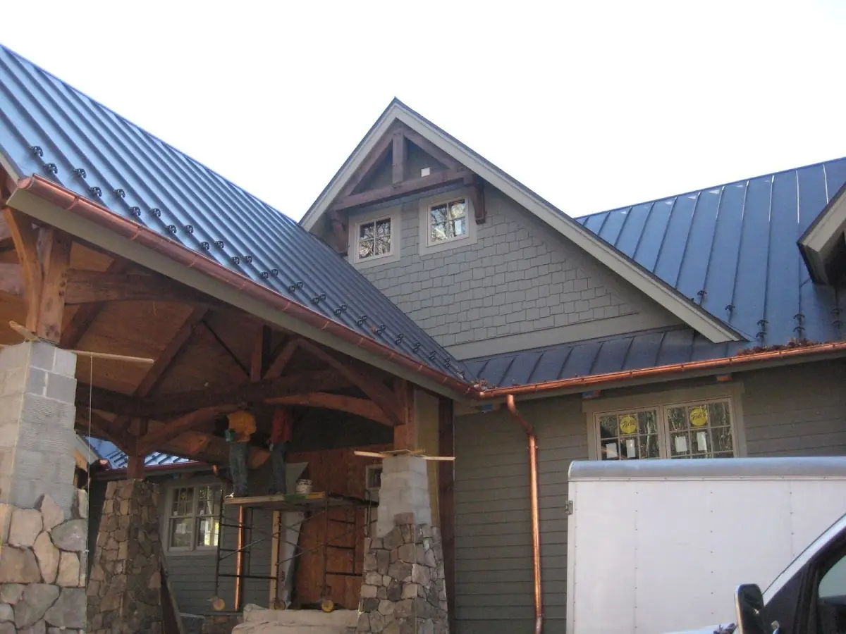 Craftsman Roofing team delivering quality roofing work in Verona Heights